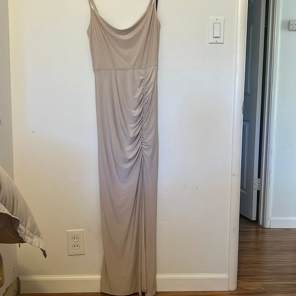 Wayf dress - Picture 1 of 8